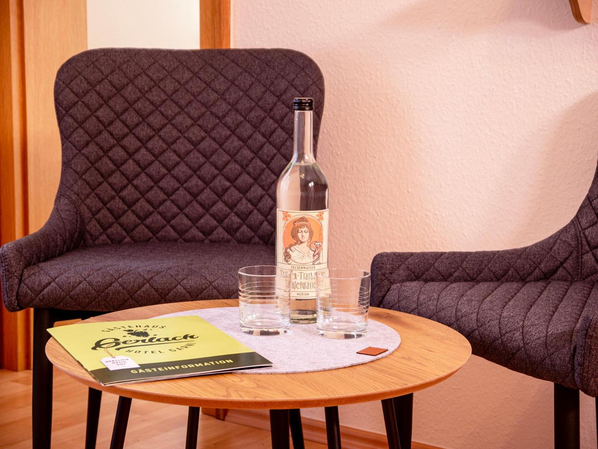 Weingut / Gaestehaus Gerlach Uerzig Luaran gambar
